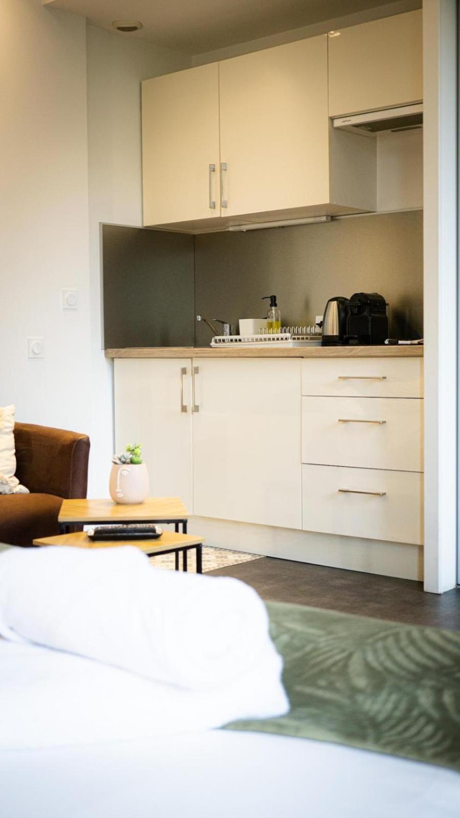Suit'Home Commerce Angers Eksteriør billede